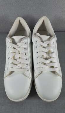 Vepose Womens White Faux Leather Lace Up Low Top Court Sneakers Size 9